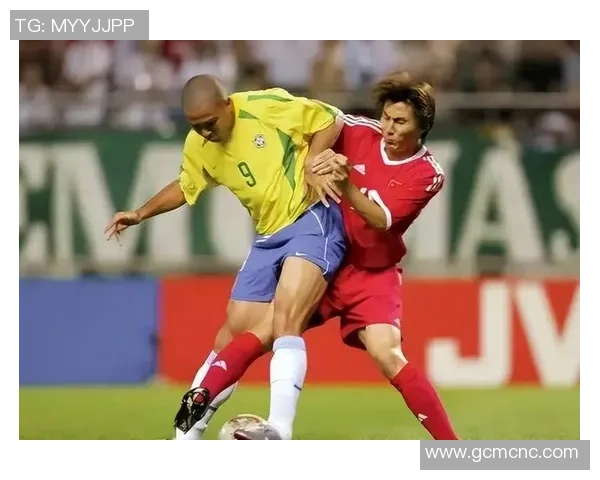 足坛巨星中卫的防守艺术与领袖气质全面解读